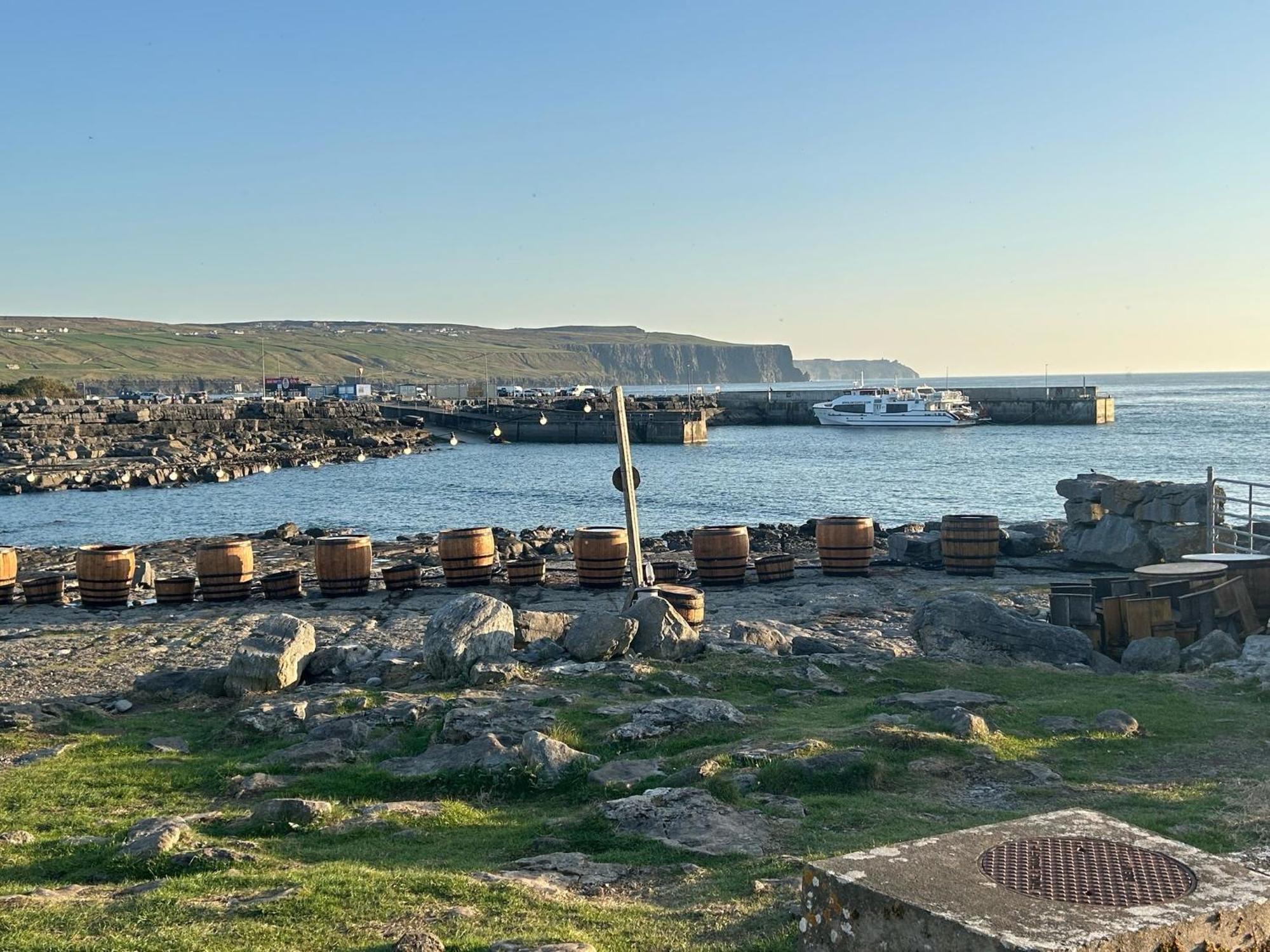 Doolin Village Accomodation Exterior foto